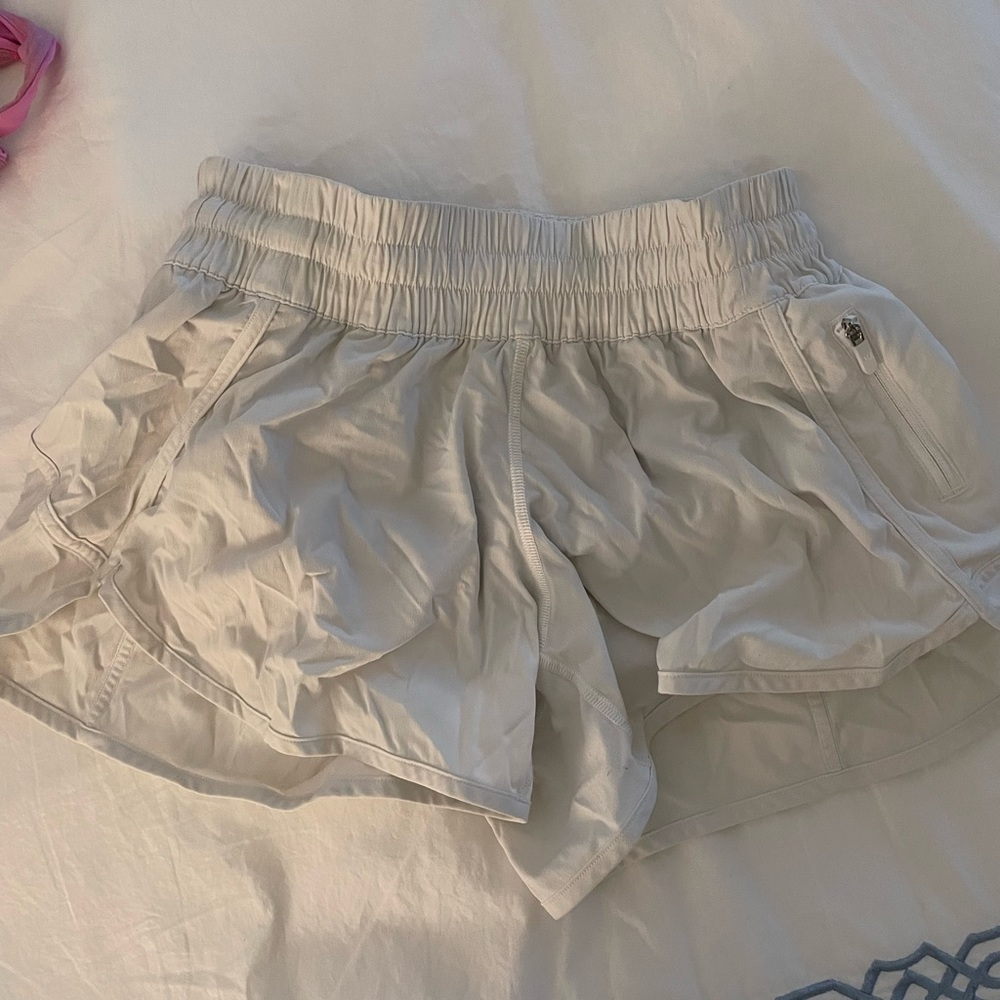 Lulu white shorts, Sz 8